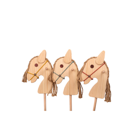 CABALLO CON PALO – MORA PLAY